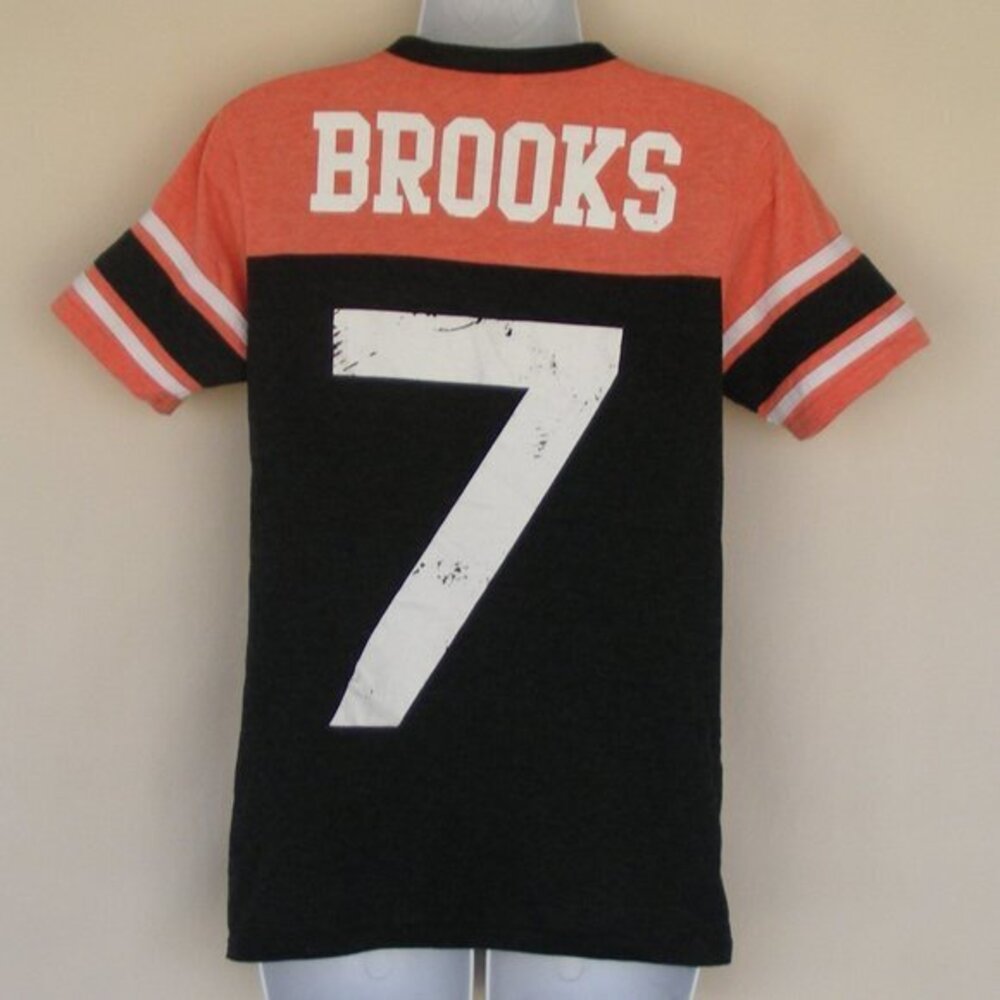 GARTH BROOKS Concert Tshirt, M, Ringer, #7 - Picture 4 of 5